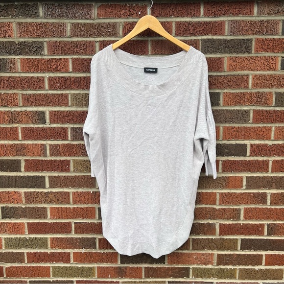 Express Oatmeal White Scoop Neck Dolphin Hem Long Line Tunic Sweater - Picture 1 of 5